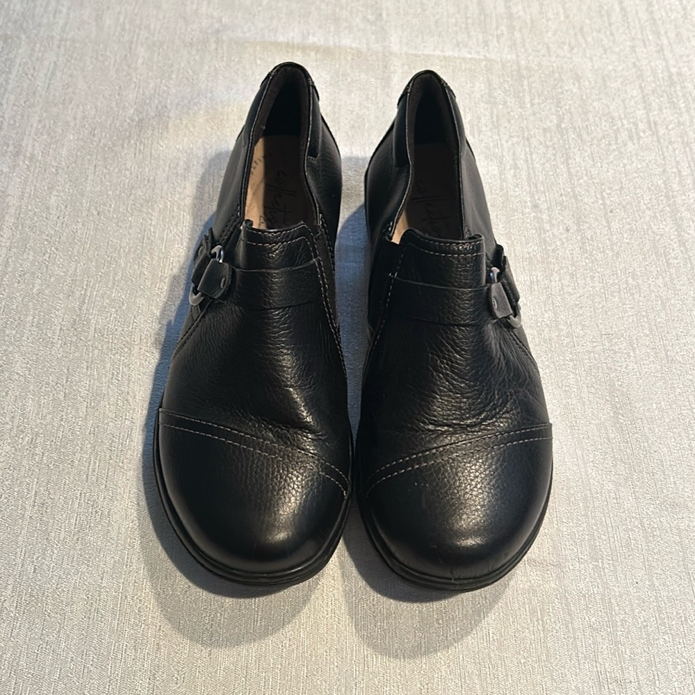 Clarks Cheyn Madi Buckle Flats